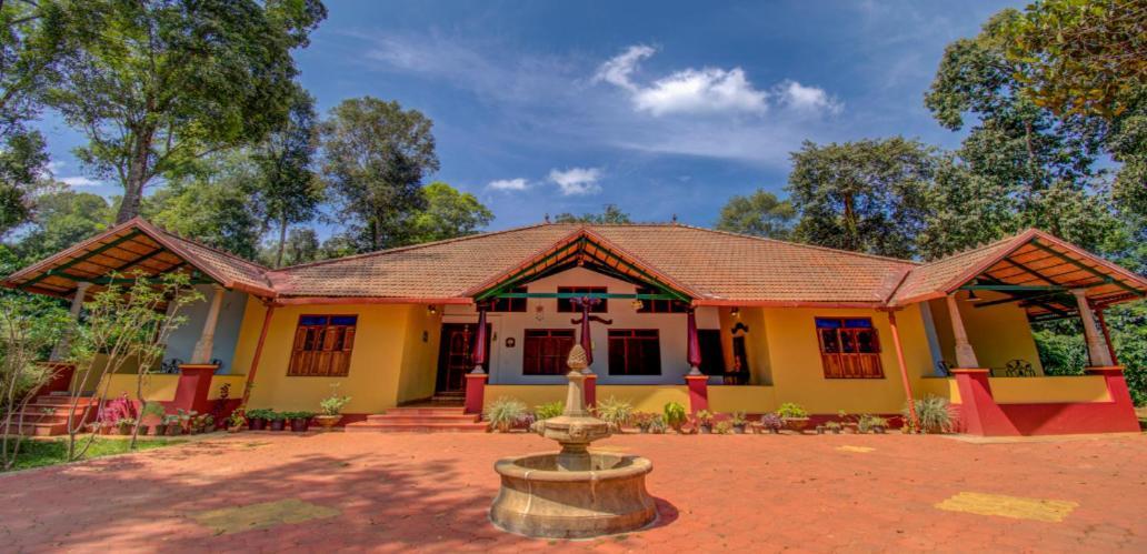Ama Stays & Trails, Rare Earth Estate Madikeri Esterno foto